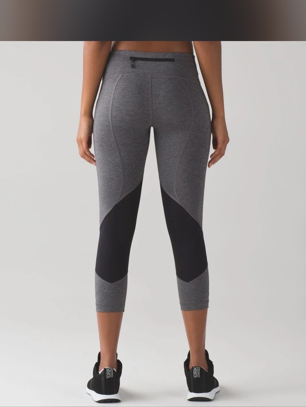 Lululemon Heathered Black Pace Rival Crop (19”)